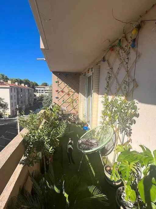 Appartement T3 Avec Balcon, Centre 15' A Pied Aix-en-Provence 0*,  France