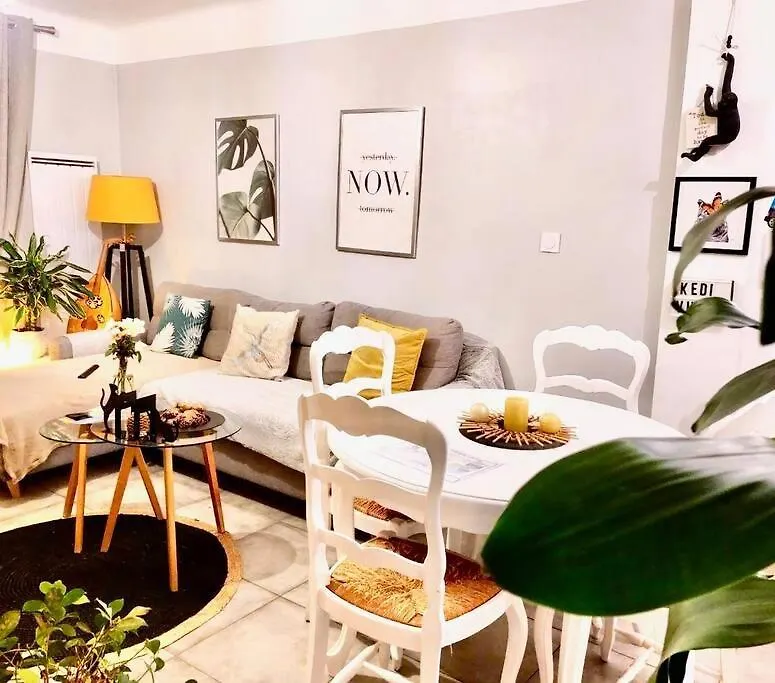 Appartement T3 Avec Balcon, Centre 15' A Pied Aix-en-Provence